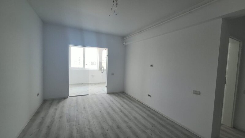 Salaj, Pucheni, Complex Confort Urban.