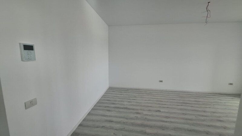 Salaj, Pucheni, Complex Confort Urban.